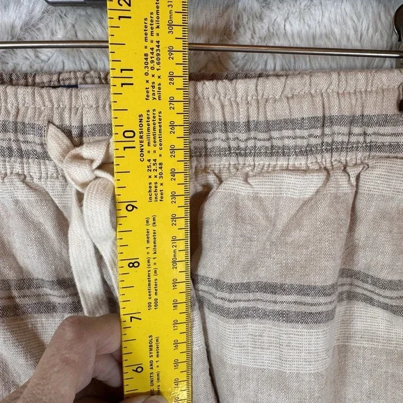 Old Navy Linen Striped Jogger Shorts Tan‎ Brown Size M Elastic Waist High Rise - Picture 11 of 13